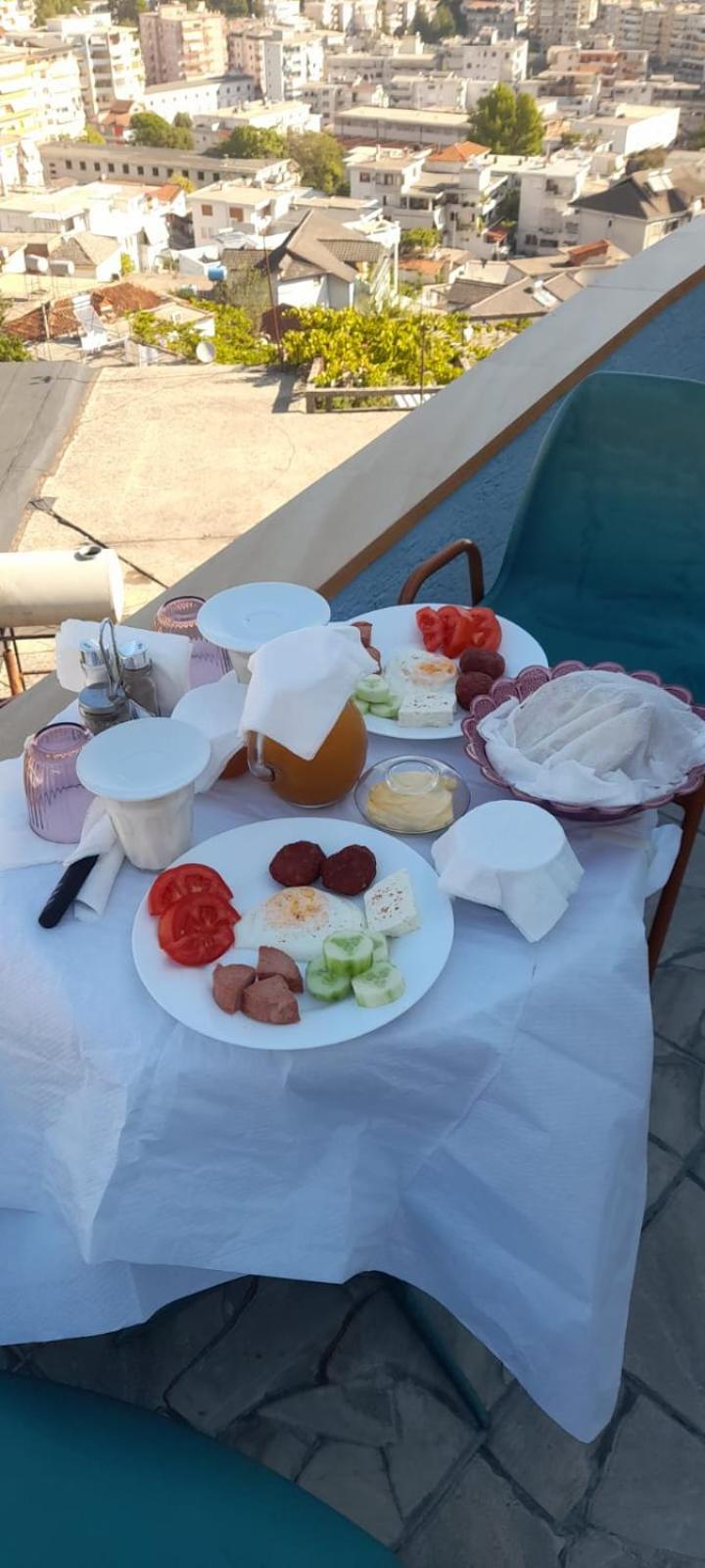 Dino Guest House Gjirokastra Zewnętrze zdjęcie
